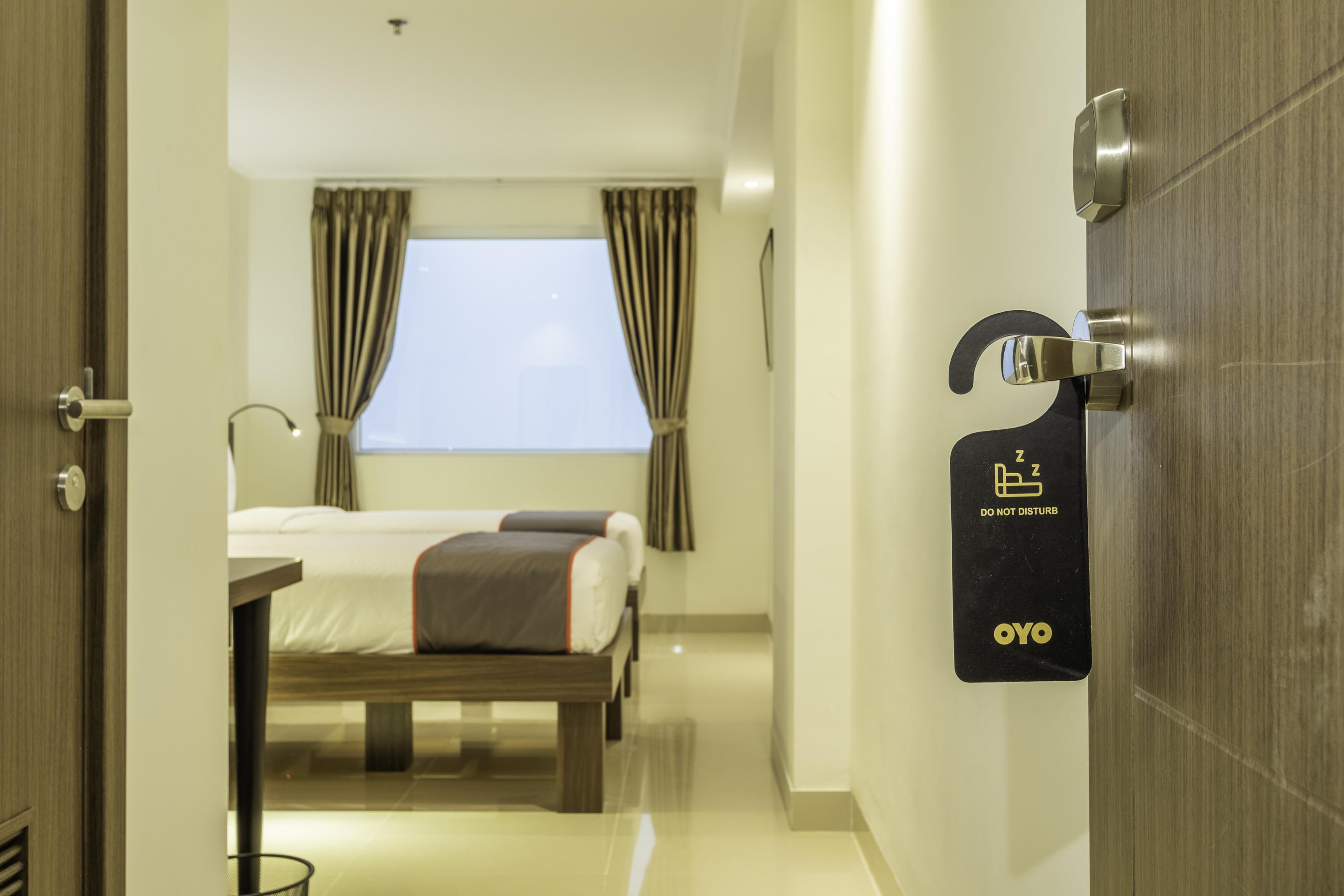 Super Oyo Collection O Hotel Pasar Baru Heritage Бандунг Экстерьер фото